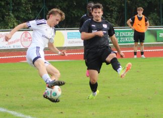 1. Mannschaft – Bezirksliga Franken 5. Spieltag: Spfr. Lauffen – TSV Pfedelbach 2:3 (1:2)