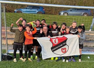 E-Junioren holen dreimaligen Rückstand auf