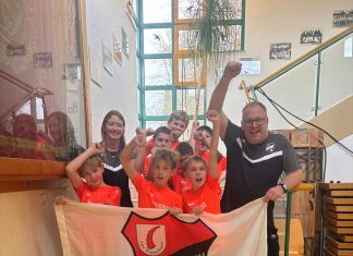 E-Junioren starten erfolgreich in die Hallenrunde