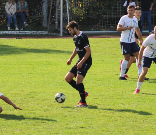 1. Mannschaft – Bezirksliga Franken 7. Spieltag: TSV Pfedelbach – SG Sindringen/Ernsbach 1:3 (1:2)